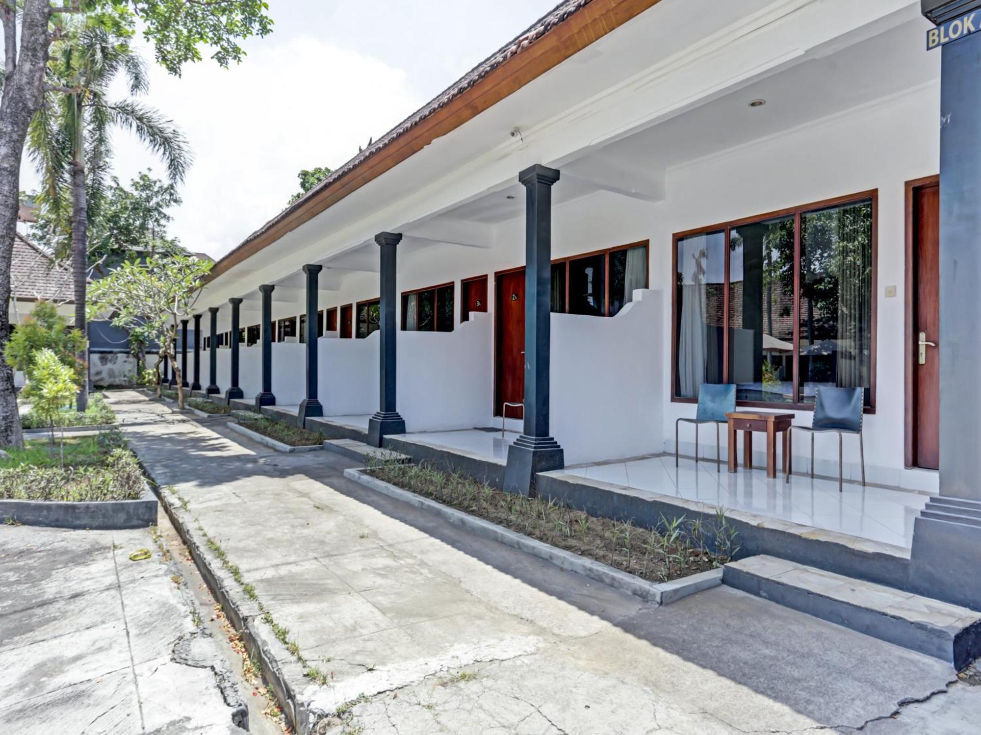Oyo 90638 Pondok Idas Hotel Legian  Exterior photo